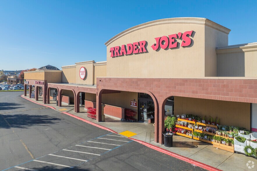 More Photos Of 1070 E Stanley Blvd, Livermore Unknown For Lease