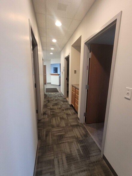 More Photos Of 5797 Beechcroft Rd, Columbus Medical For Lease