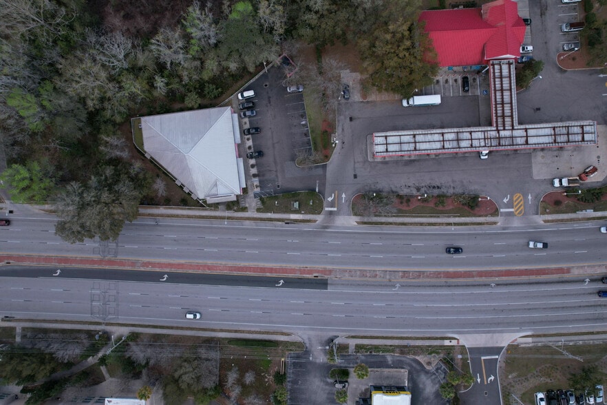 More Photos Of 3501 SW 34th St, Gainesville Freestanding For Lease