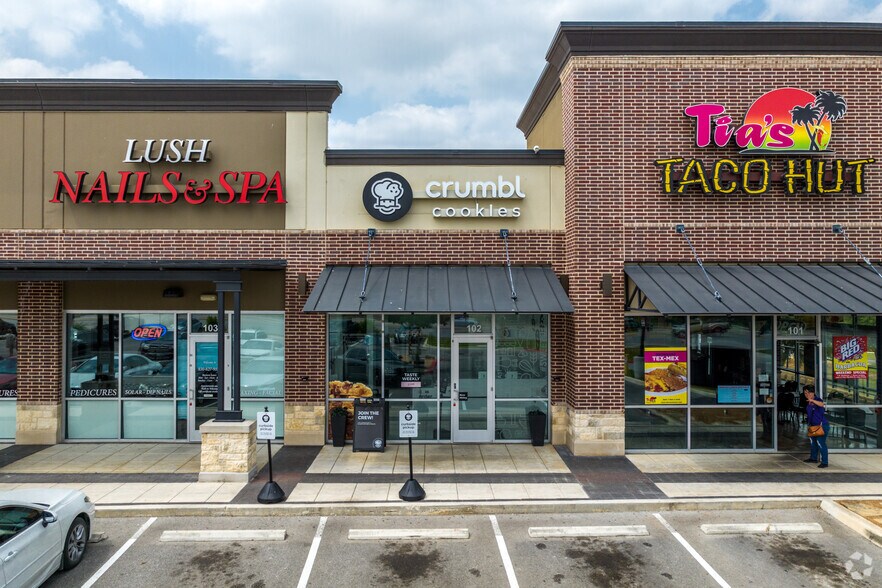 More Photos Of 2180-2188 W State Highway 46 W, New Braunfels Storefront Retail Office For Lease