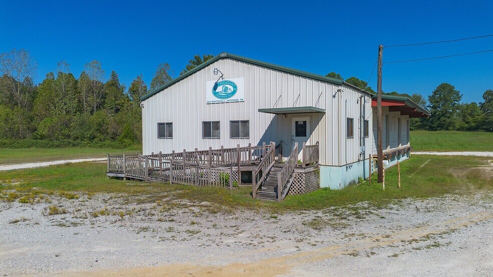 More Photos Of 823 Whitehall St, Jackson Warehouse For Sale