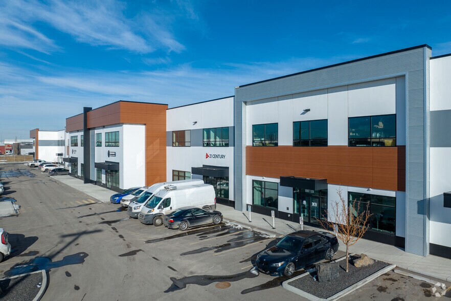 More Photos Of 11080 50 St SE, Calgary Distribution For Sale