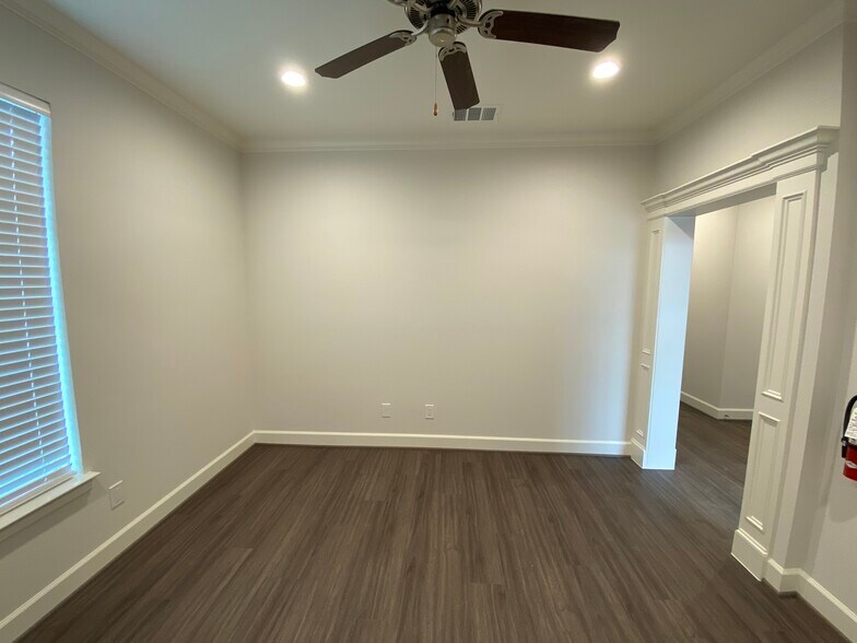 More Photos Of 8751 Collin McKinney Pky, McKinney Office Residential For Lease