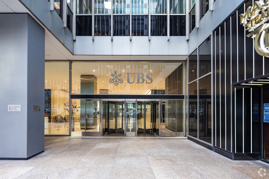 More Photos Of 1285 Avenue of the Americas, New York Office For Lease