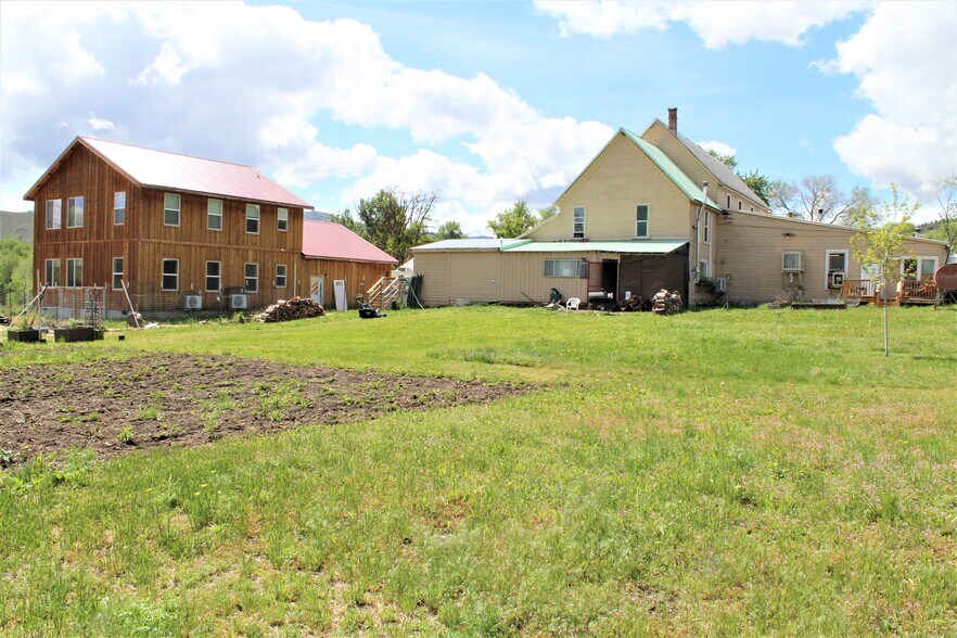 More Photos Of 207 W Franklin, Dayville Storefront Retail Residential For Sale