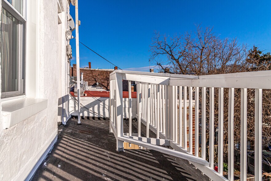 More Photos Of 409 Constitution Ave NE, Washington Multifamily For Sale
