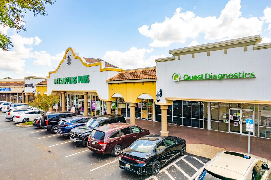 More Photos Of 1901-1999 State Road 60 E, Valrico Storefront For Lease