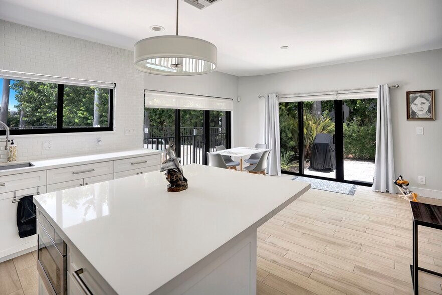 More Photos Of 1121 Bel Air Dr, Highland Beach Apartments For Sale