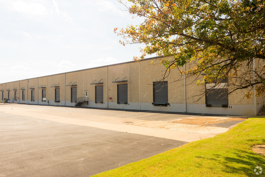 Primary Photo Of 4189-4219 Air Trans Rd, Memphis Warehouse For Lease