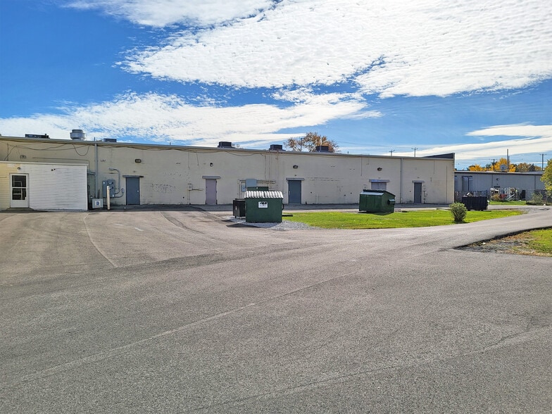 More Photos Of 2018-2028 E 38th St, Erie Unknown For Lease