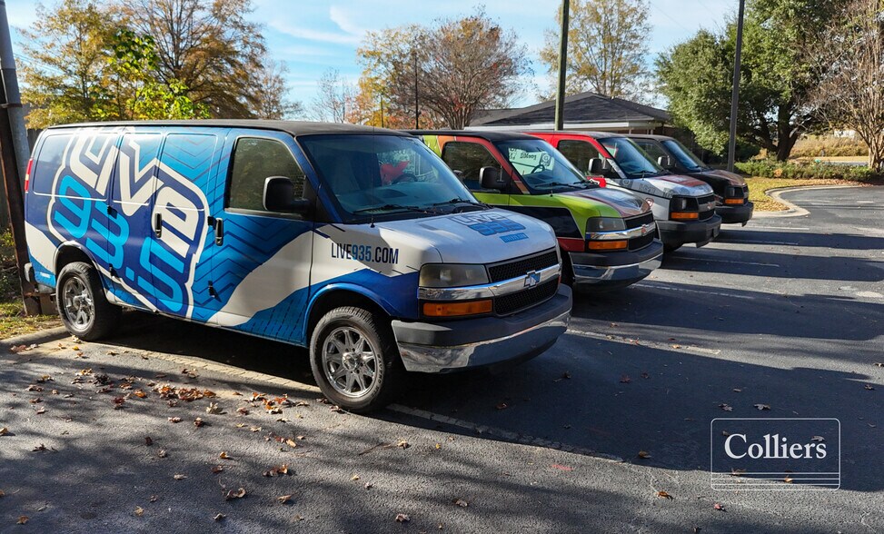 More Photos Of 1906 Pineview Dr, Columbia Radio TVTransmission Facilities For Sale