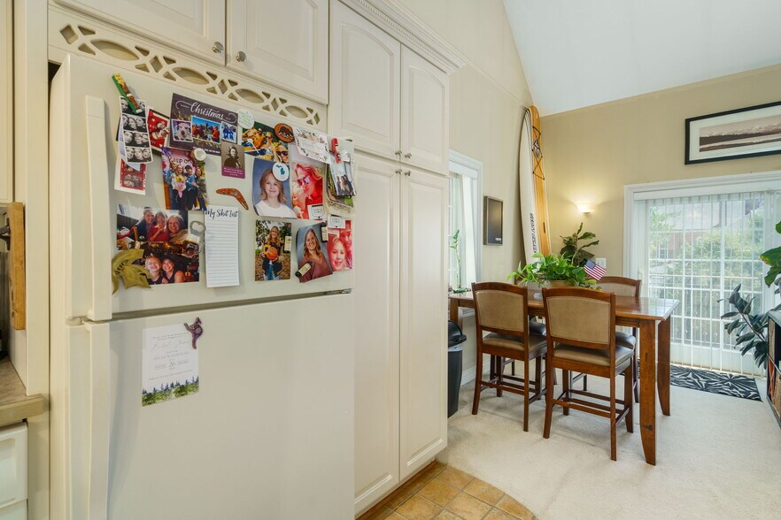 More Photos Of 206 E Liberty St, Milford Medical For Sale