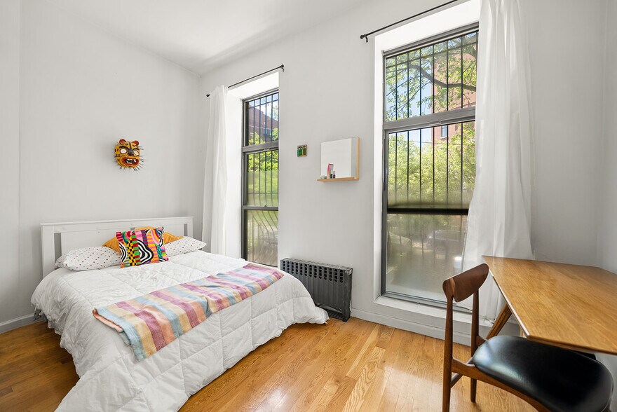 More Photos Of 579 Classon Ave, Brooklyn Apartments For Sale