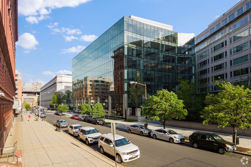 More Photos Of 660 N Capitol St NW, Washington Office For Lease