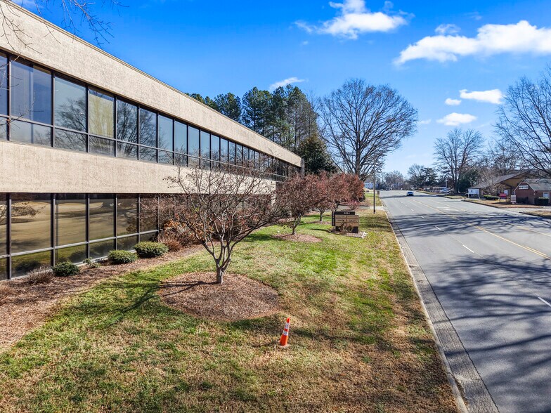 More Photos Of 8064 North Point Blvd, Winston-Salem Office For Lease