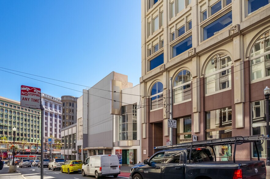 More Photos Of 39 Stockton St, San Francisco Storefront For Lease