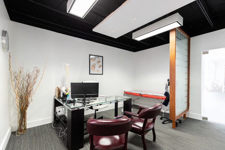 More Photos Of 811 Ponce De Leon Blvd, Coral Gables Medical For Sale