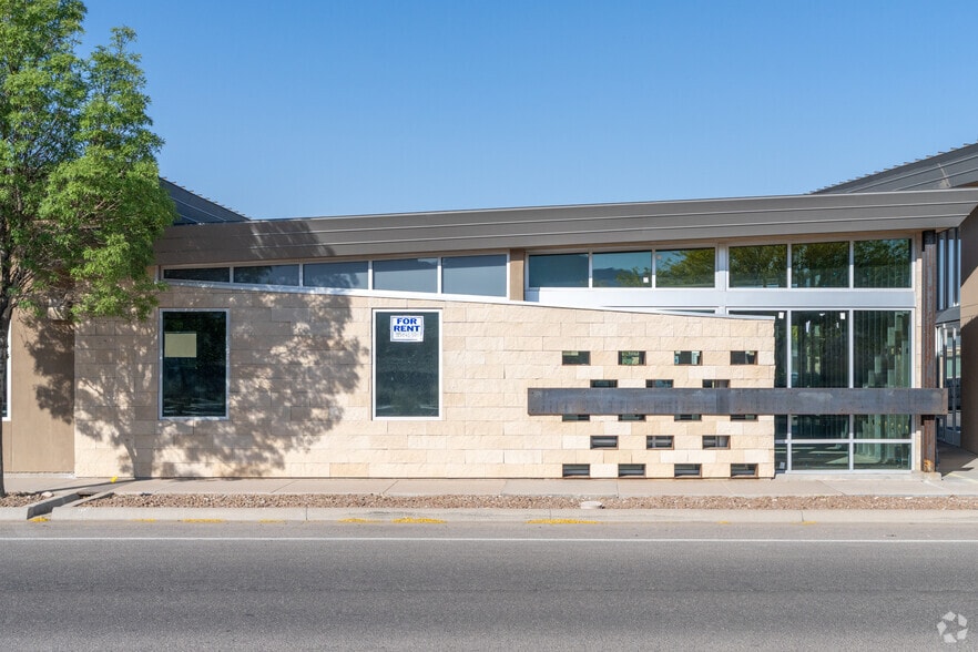 More Photos Of 6301 Northern Pass Dr, El Paso Medical For Lease