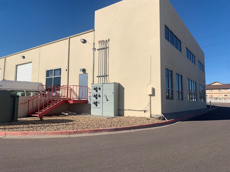 More Photos Of 802-886 E 78th Ave, Denver Warehouse For Sale