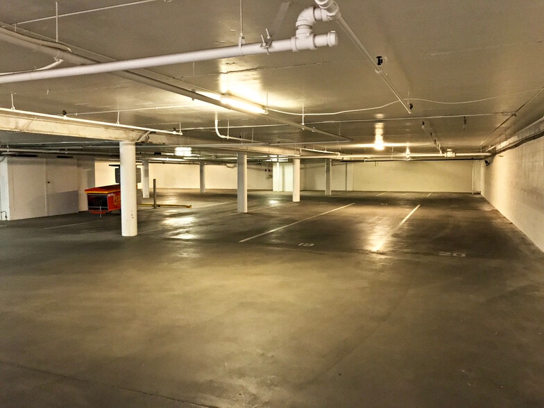 More Photos Of 2409 Merced St, Fresno Medical For Lease