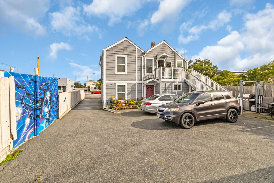 More Photos Of 883 Lighthouse Ave, Monterey General Retail For Sale