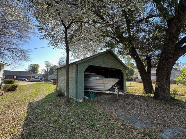More Photos Of 1321 Augusta Rd, West Columbia Office For Sale