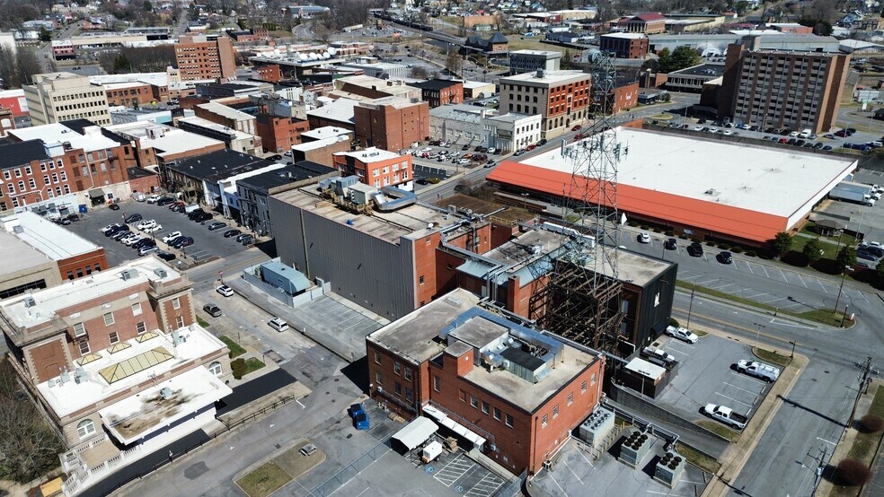 More Photos Of 112 6th St, Bristol Telecom Hotel Data Hosting For Sale