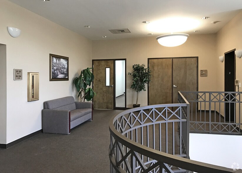 More Photos Of 10200 W State Road 84, Davie Office For Lease