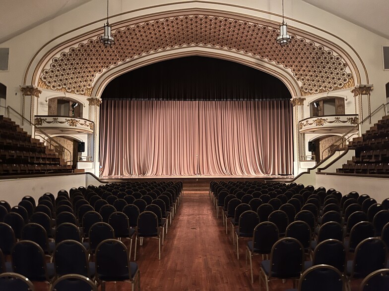 More Photos Of 32 N 4th St, Columbus Office For Sale