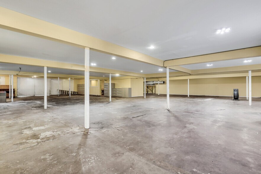 More Photos Of 4662 Rivers Ave, North Charleston Freestanding For Lease