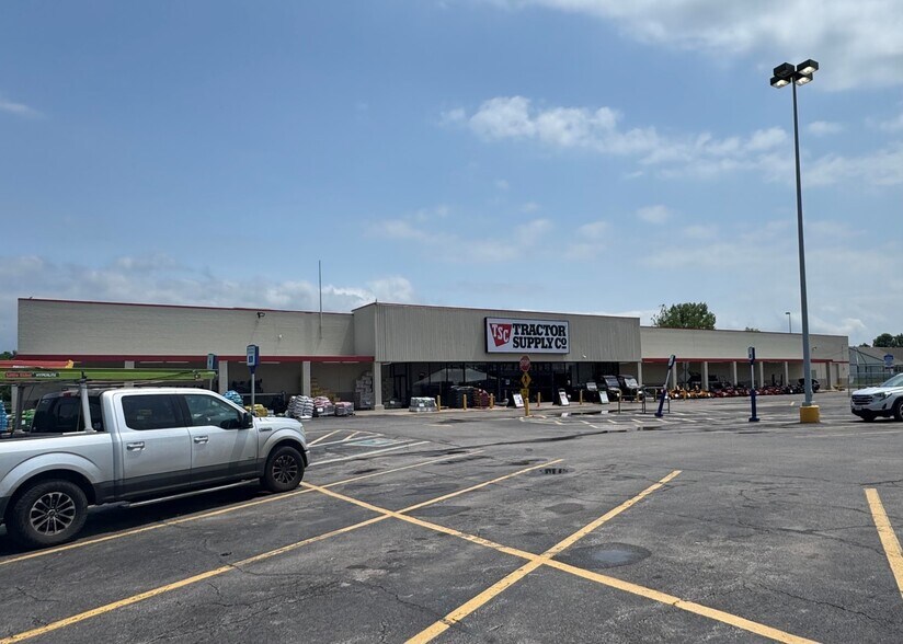 Primary Photo Of 1920 Main St, Boonville Freestanding For Sale