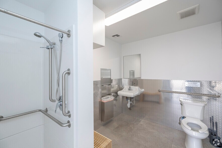 More Photos Of 24415 N 19th Ave, Phoenix Warehouse For Sale