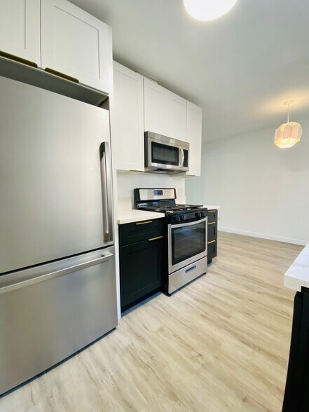 More Photos Of 10603-10609 Palms Blvd, Los Angeles Apartments For Sale