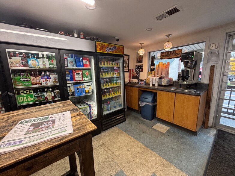 More Photos Of 3 Hamilton Rd, Pine Bush Convenience Store For Sale