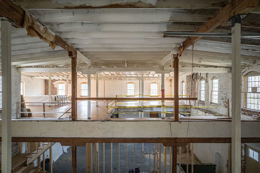 More Photos Of 313 S Government St, Lincolnton Office For Sale