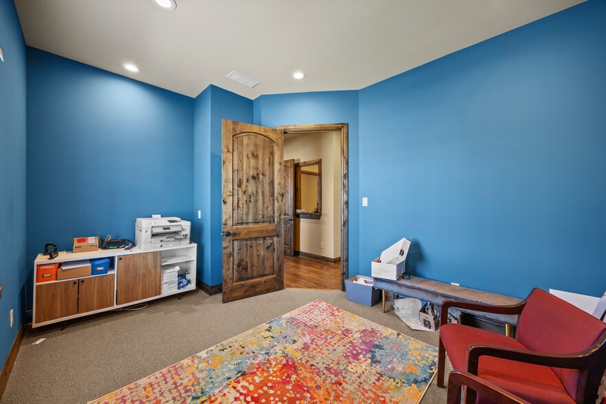 More Photos Of 3600 Eldorado Pky, McKinney Medical For Sale