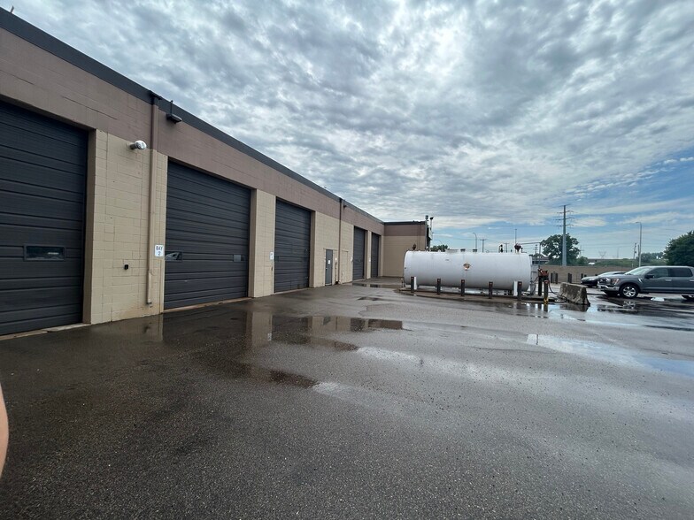 More Photos Of 570 Hardman Ave S, South Saint Paul Distribution For Lease