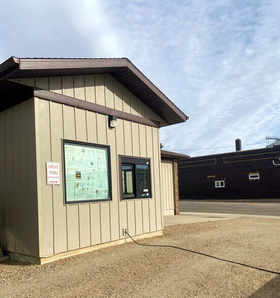 More Photos Of 301 Main Ave, Napoleon Restaurant For Sale