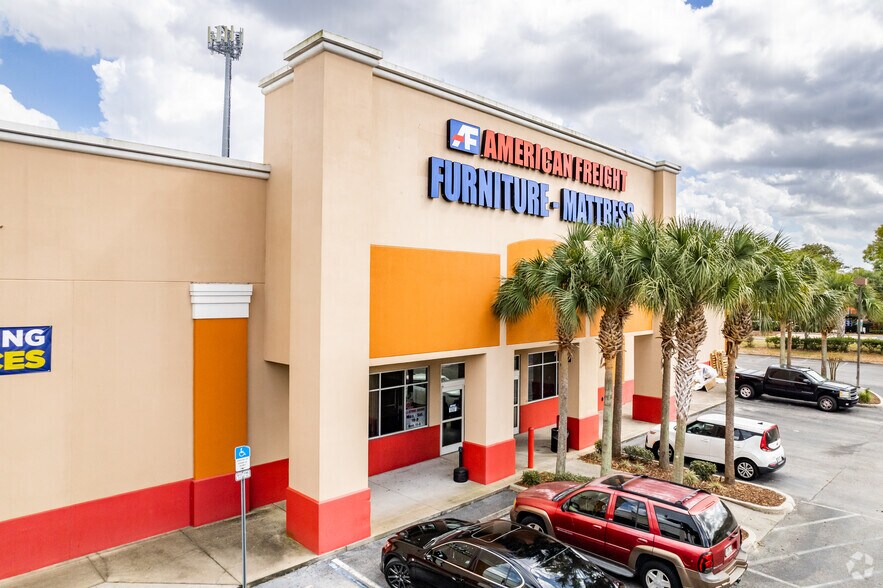 More Photos Of 1544 SR 436, Winter Park Freestanding For Lease