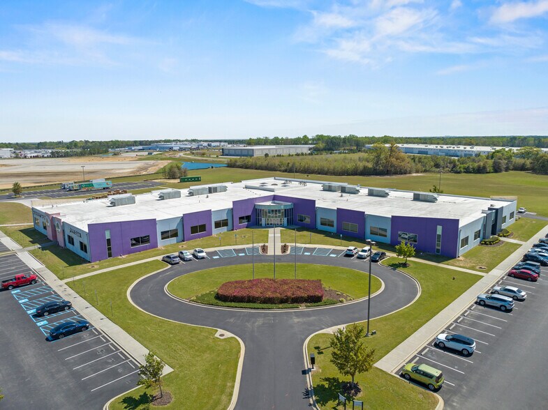 More Photos Of 2701 Alex Lee Blvd, Florence Office For Lease