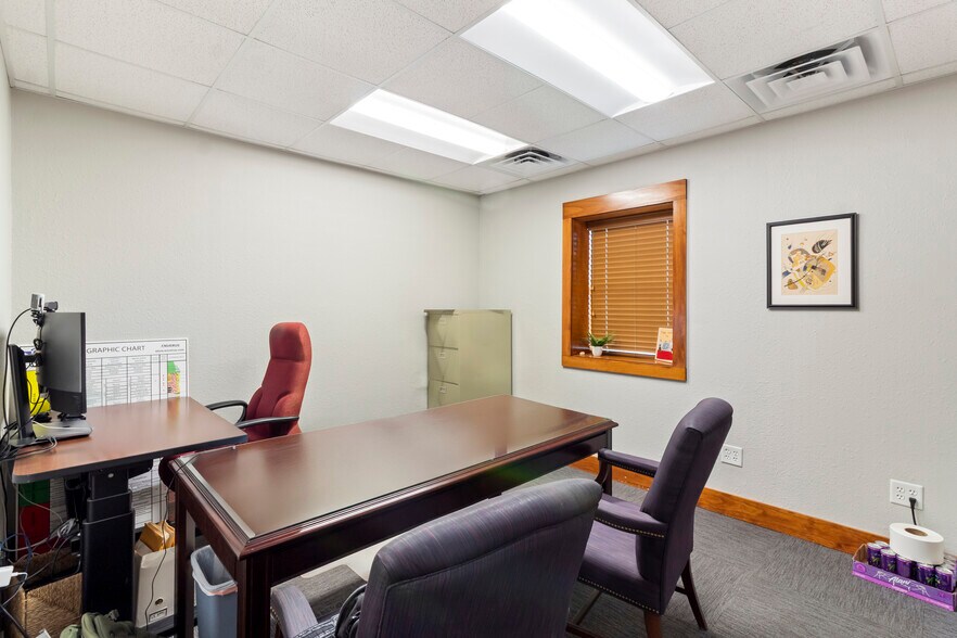 More Photos Of 3828 S College Ave, Bryan Office For Sale