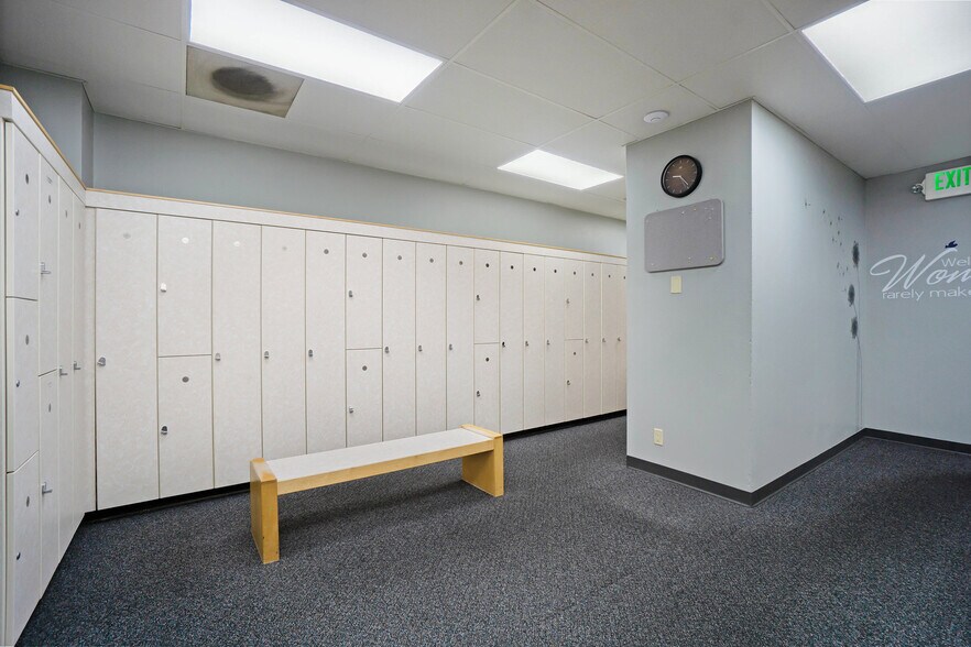 More Photos Of 1230 Big Thompson Ave, Estes Park Medical For Sale