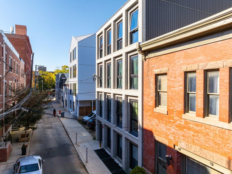 More Photos Of 2007 Cambridge St, Philadelphia Apartments For Sale