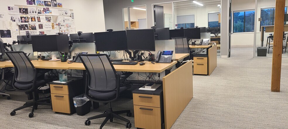 More Photos Of 2440 Sand Hill Rd, Menlo Park Office For Lease
