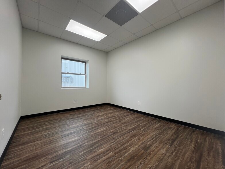 More Photos Of 2109 Chanabby Ct, Statesboro Warehouse For Lease