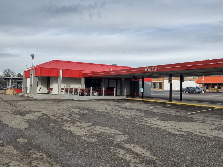 Primary Photo Of 75 Fifth St SE, Barberton Fast Food For Lease
