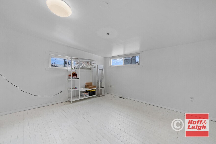 More Photos Of 5765 S Curtice St, Littleton Storefront Retail Residential For Lease