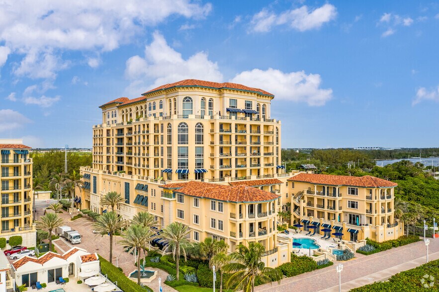 More Photos Of 3501 N Ocean Dr, Hollywood Coworking Space