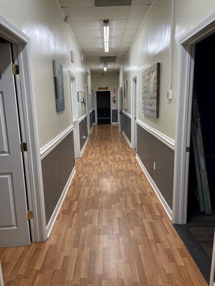 More Photos Of 806 Lillington Hwy, Spring Lake Showroom For Sale