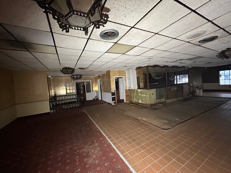 More Photos Of 602 Ridge Rd, Webster Restaurant For Sale